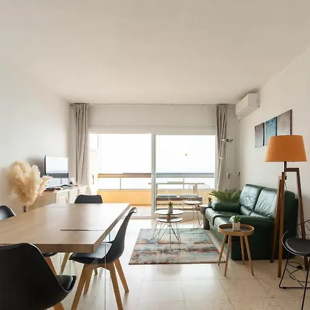 Paseo - In 1st Line Of Beach With Parking Apartment