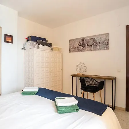 Apartment Paseo - In 1st Line Of Beach With Parking *