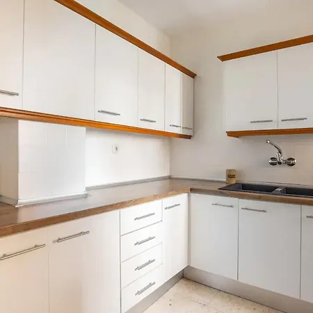 Paseo - In 1st Line Of Beach With Parking Apartment